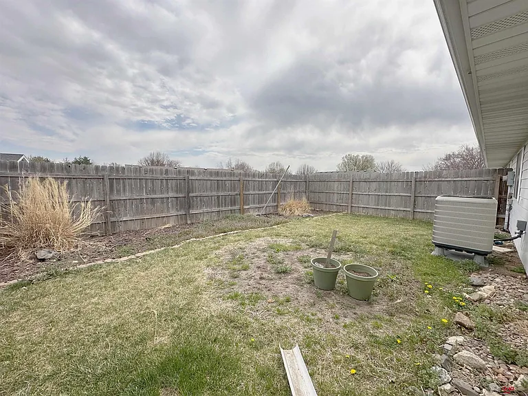 4114 N 7th St — Photo 44