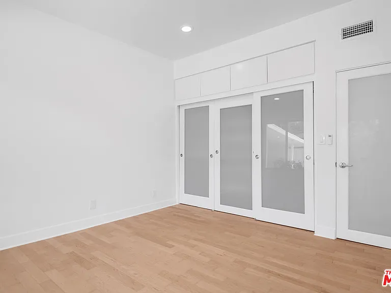 11770 Chenault St — Photo 20