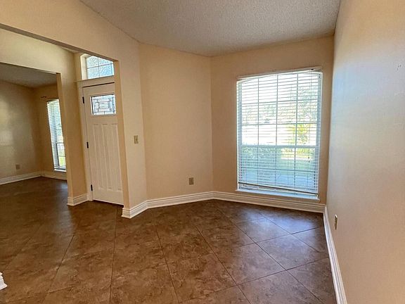 4th image of 801 Southern Belle Dr
