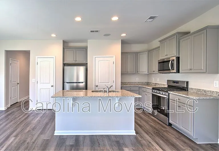 2 Sabine Leaf Ct — Photo 5