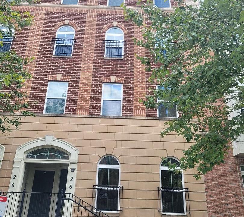 1st image of 263 Community Center Ave #263