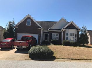 402 Chestnut Woods Ct, Greer, SC 29651