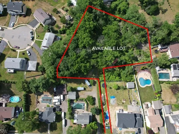 91 Minnisink Rd, Totowa Boro, NJ 07512