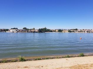 18401 Niagara Dr, Victorville, CA 92395