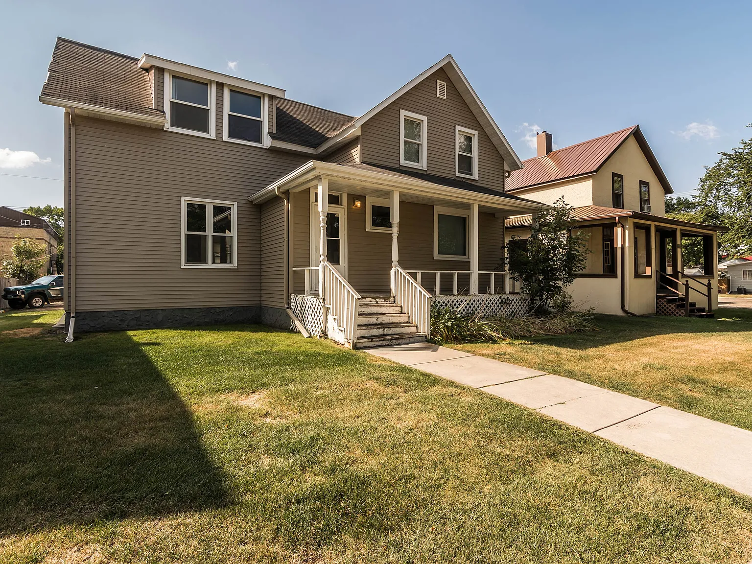 Faul 4-Plex — Photo 2