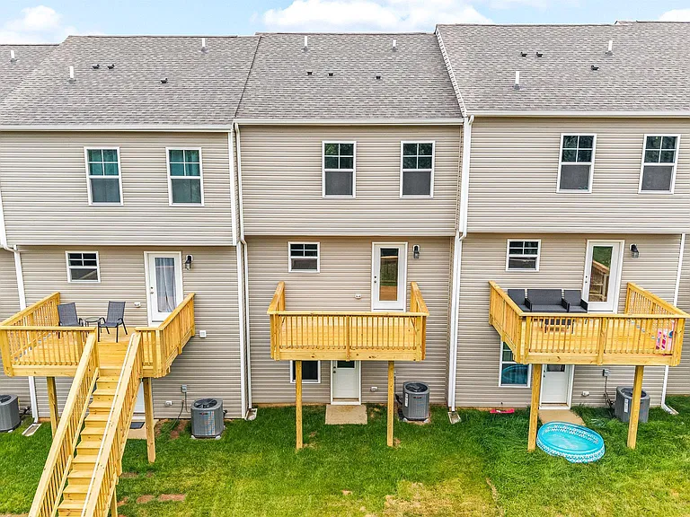 147 Olga Dr — Photo 30