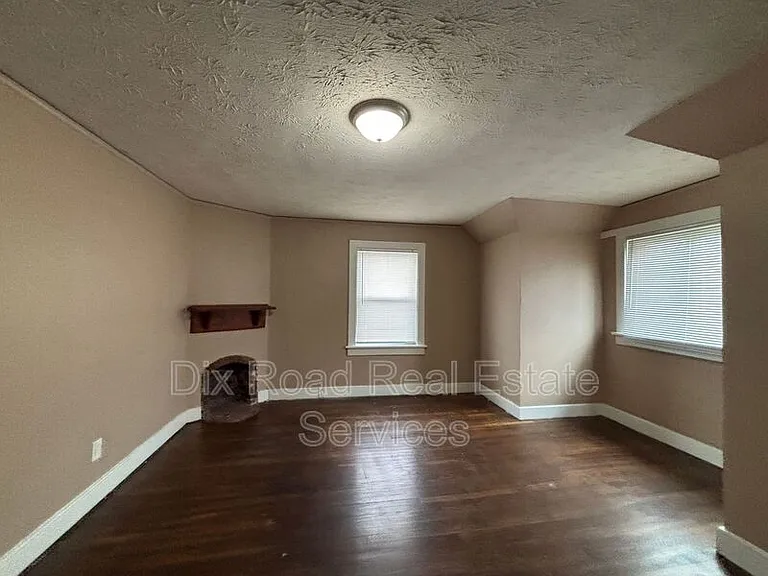 426 Otterbein Ave — Photo 21