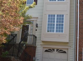 44037 Kings Arms Sq, Ashburn, VA 20147