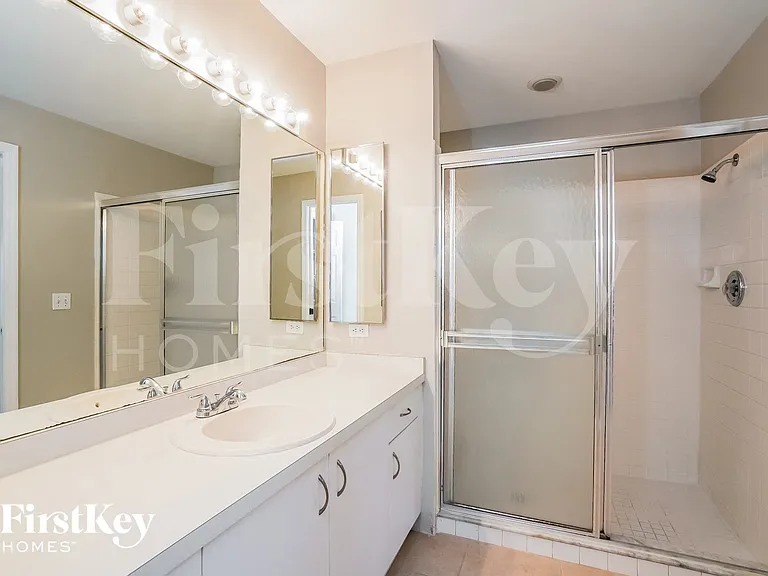 8381 Bahamas Rd — Photo 11