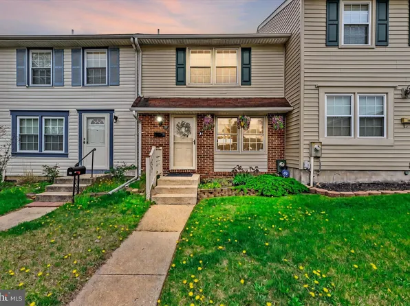 39 Guinevere Ct, Baltimore, MD 21237