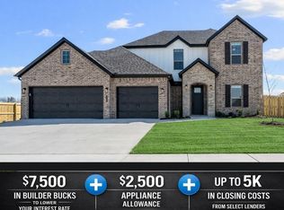 633 Primitivo Ave, Tontitown, AR 72762