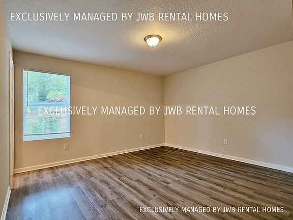 5th image of 7238 Oakwood Dr