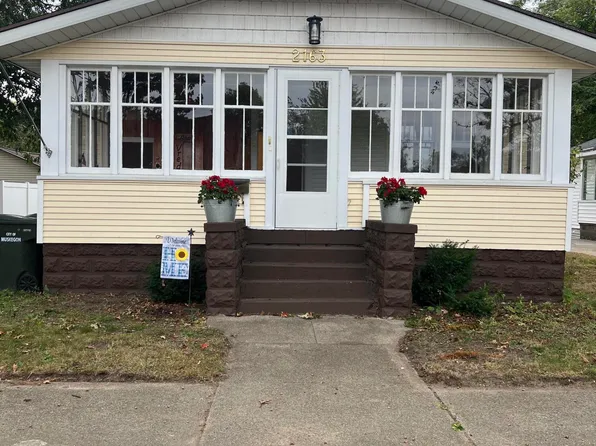 2163 Harding Ave, Muskegon, MI 49441