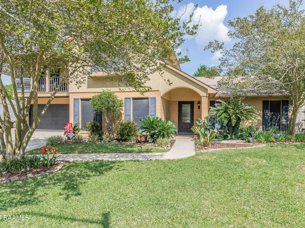 102 Longwood Dr, Lafayette, LA 70508