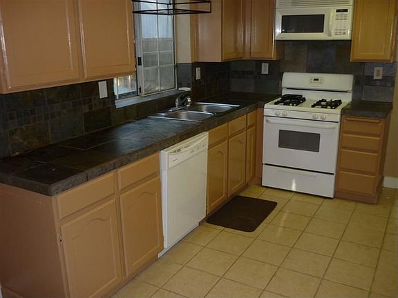 2nd image of 7216 Linda Vista Dr