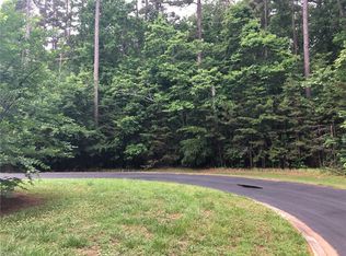 203 Commodore Dr, Lexington, NC 27292