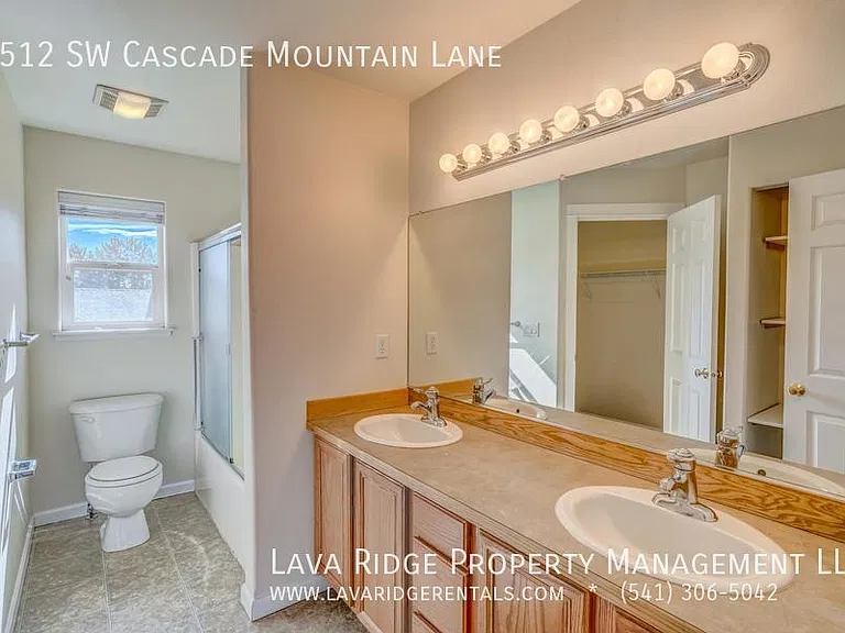 2512 SW Cascade Mountain Ln — Photo 10