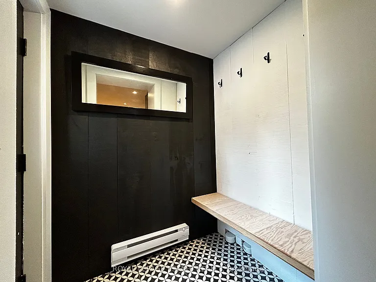65 Maywood Park #LOWER — Photo 20