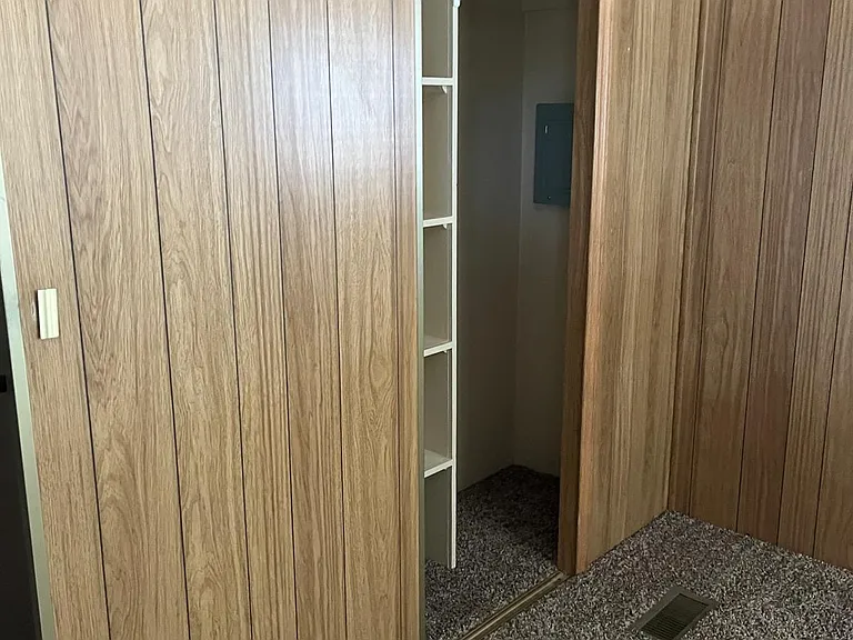 2602 E Walnut St #4 — Photo 8