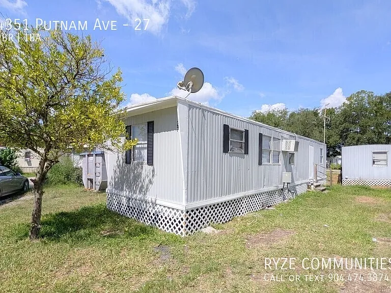 4351 Putnam Ave #27 — Photo 14