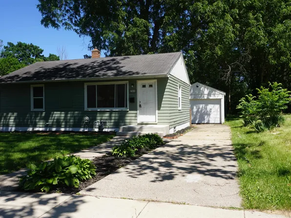 611 Soper Ave, Rockford, IL 61101