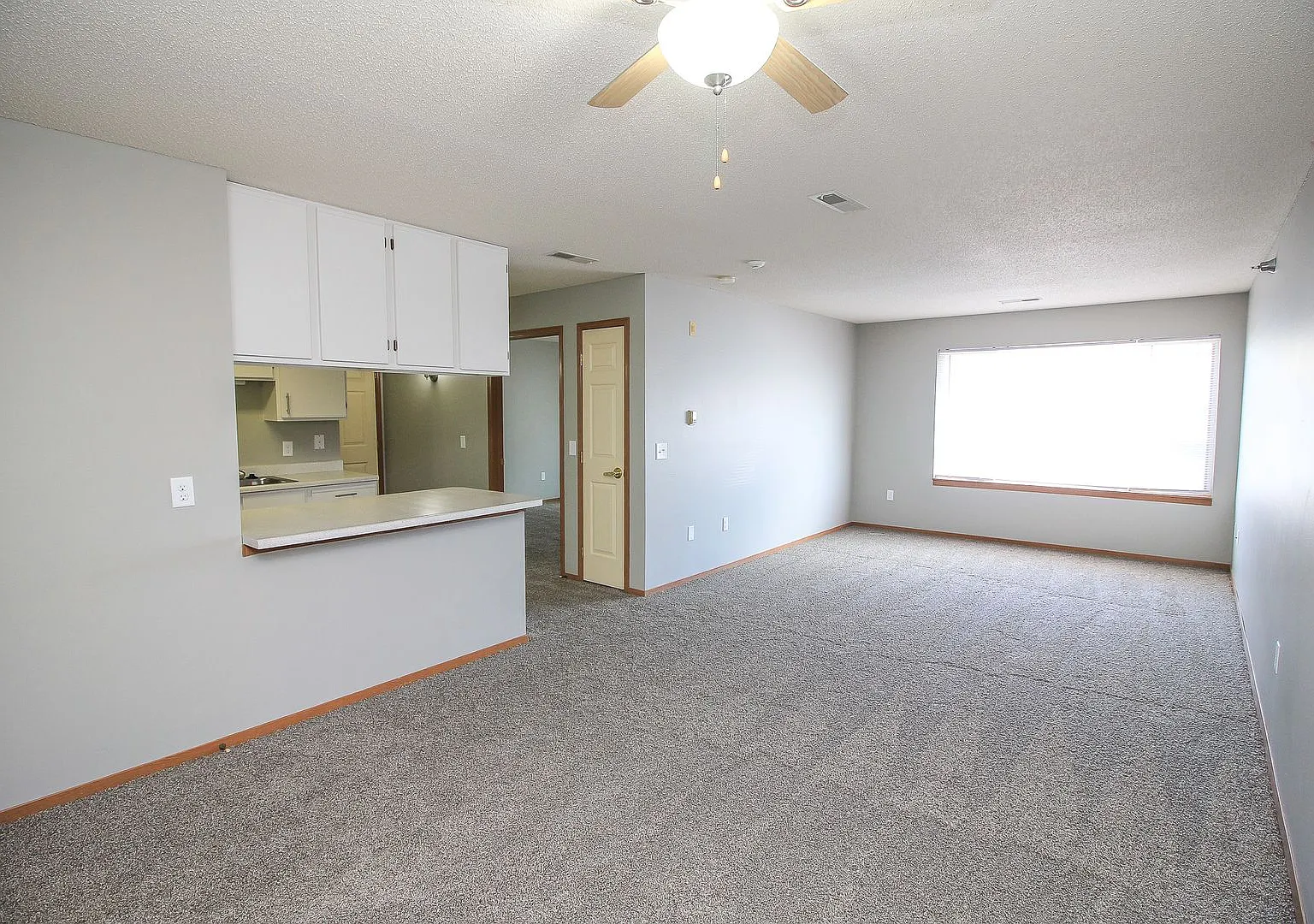 Pinehurst Apartments — Photo 4