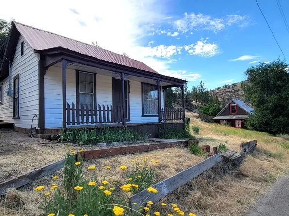 126 S Nelson Ave, Mitchell, OR 97750