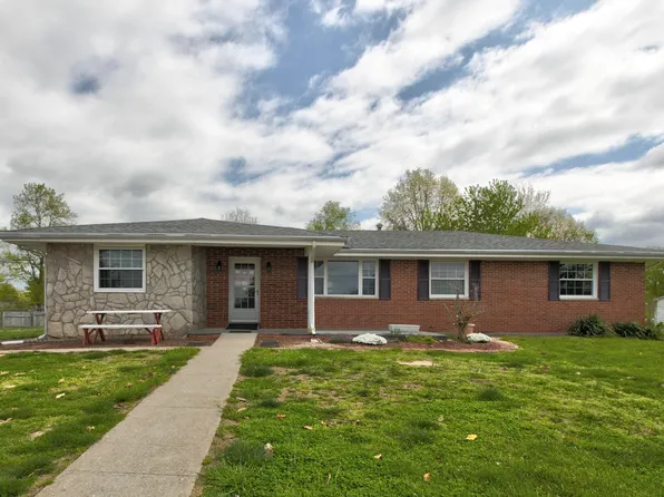 981 Kevin Pl, Mount Sterling, KY 40353