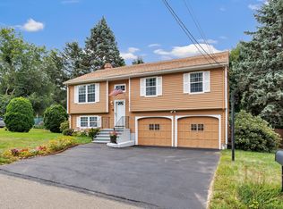 25 Sullivan Pl, Bridgeport, CT 06610