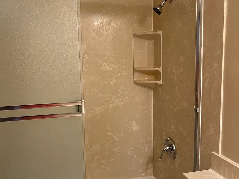 700 Harvard Ave #3 — Photo 9