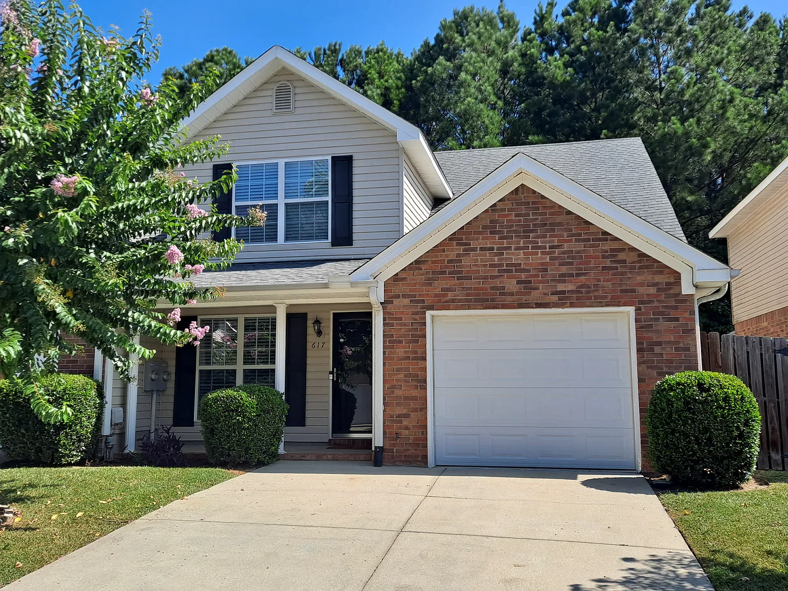 3 bed, 1554 sqft, $1,650 — Photo 2