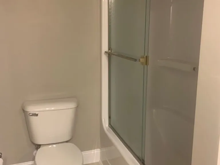 670 Amberdale West Cir — Photo 21