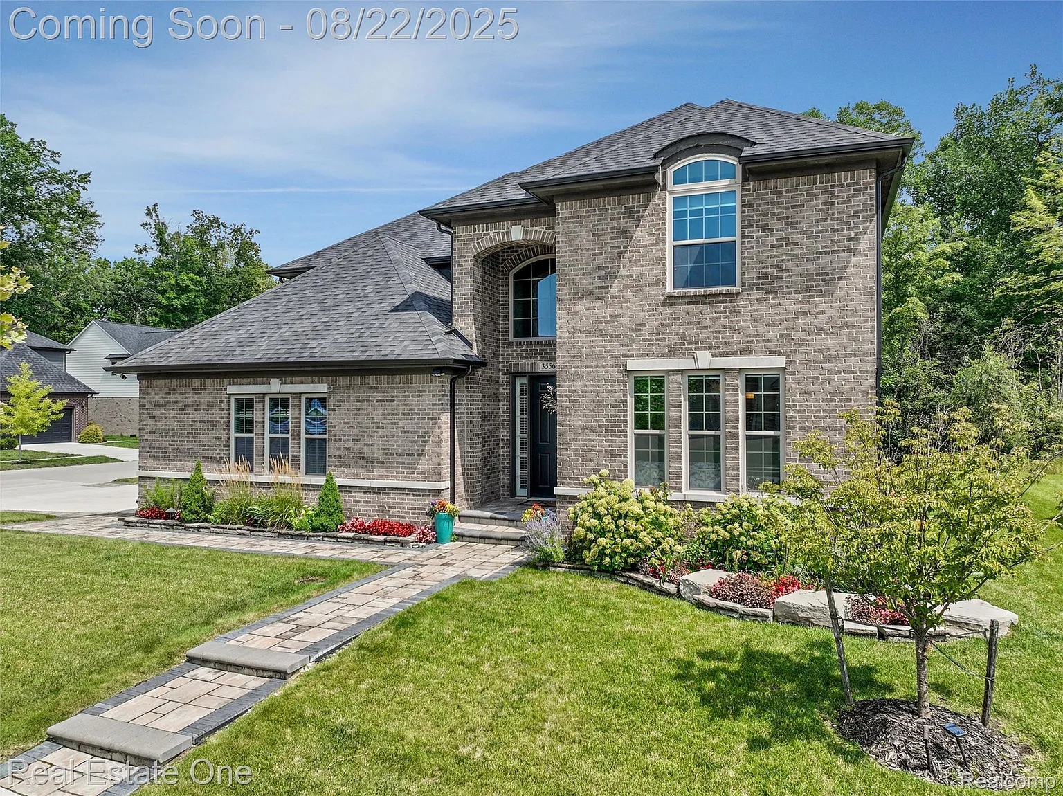 3556 Town Haven Dr photo 1