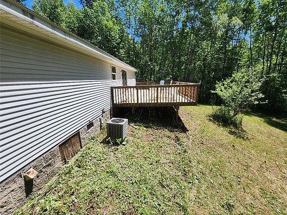 5th image of 669 25 1/2 Avenue