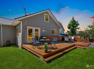 9370 54th Ave S, Seattle, WA 98118