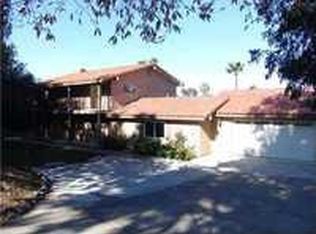 932 Heather Dr, Vista, CA 92084