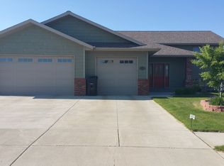 2358 4th Street West, Dickinson, ND 58601