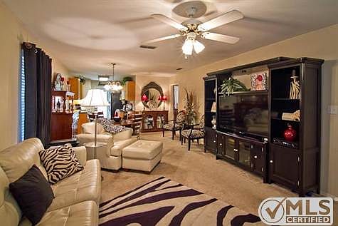 5th image of 1113 Woodlands Park Dr