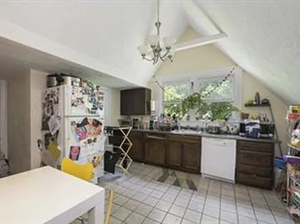 49 Bennett St, Boston, MA