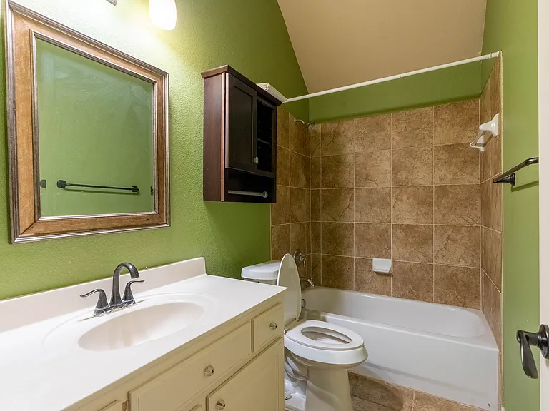 935 Panther Ln — Photo 23