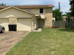1403 Hawk Tree Dr, College Station, TX 77845