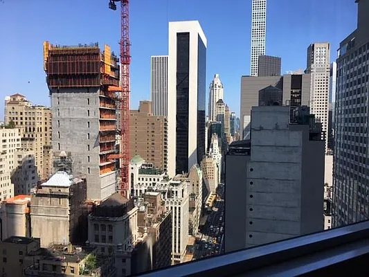 Rented by Macklowe Investment Properties | media 15