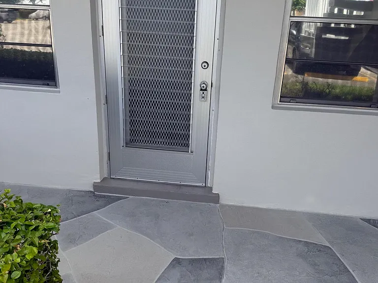 146 Somerset H #146-H — Photo 3