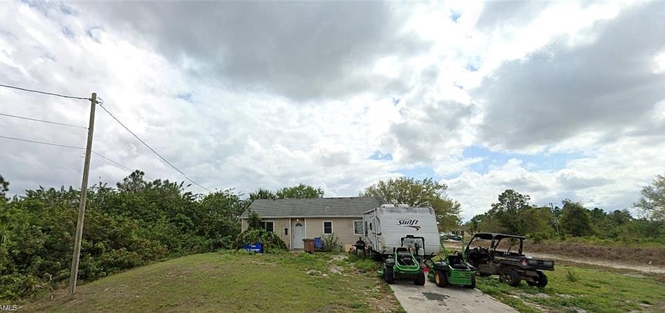 1st image of 3735 11th ST W