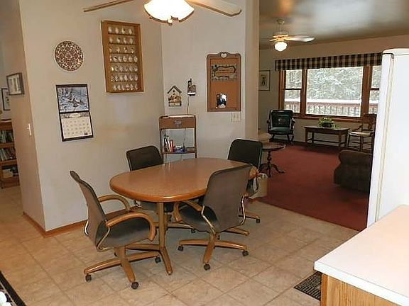 4th image of 1113 Lakeland Dr