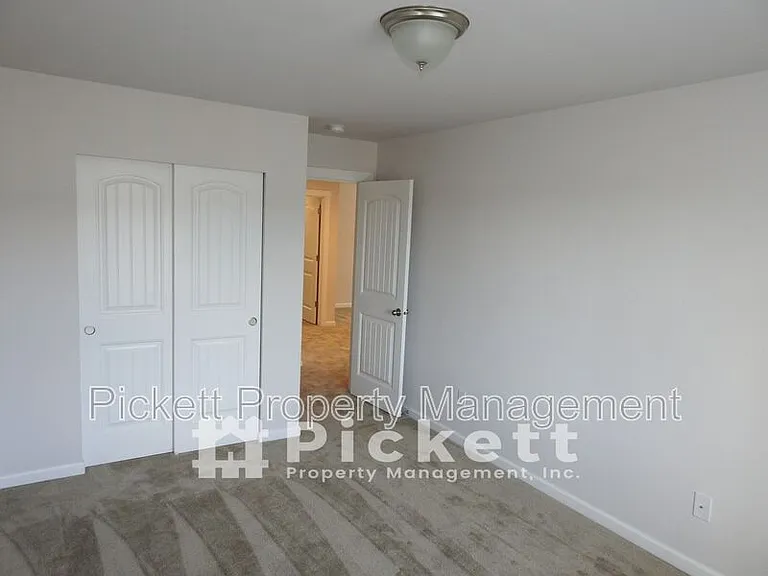 4222 Andasio Loop SE — Photo 23