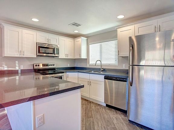 2nd image of 150 Sombart Ln #206