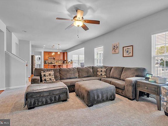 4th image of 256 Staggerbush Rd