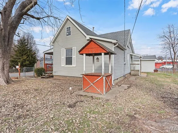 601 Kinloch Ave, Collinsville, IL 62234