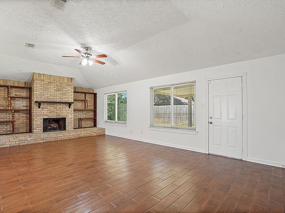 5th image of 9731 Shell Rock Rd